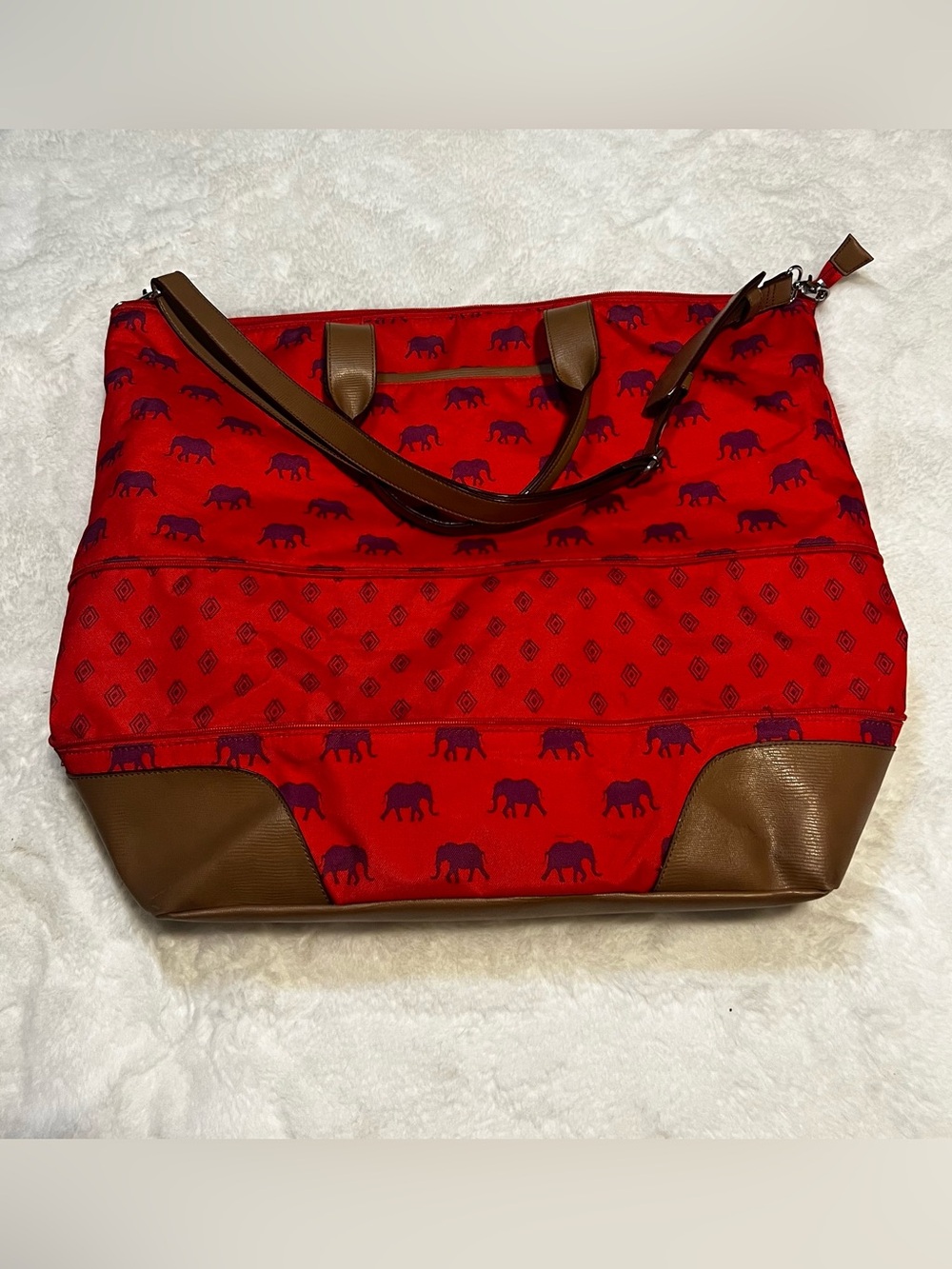 Stella and Dot Elephant Getaway bag